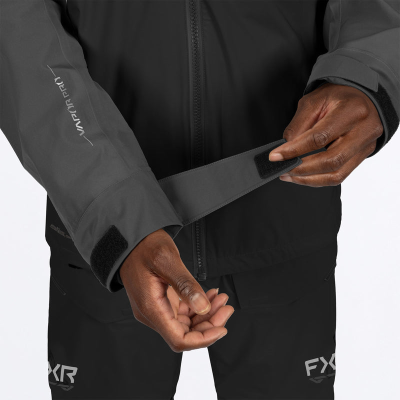 MVaporProTri-Laminate_Jacket_AsphaltBlack_SKU_262041-_0810_Extra3